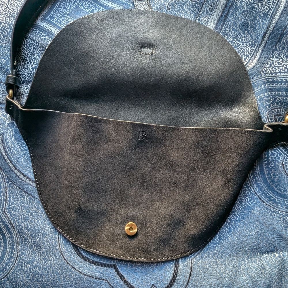 Banana Republic Factory Black Leather Crossbody Bag - Picture 4 of 8